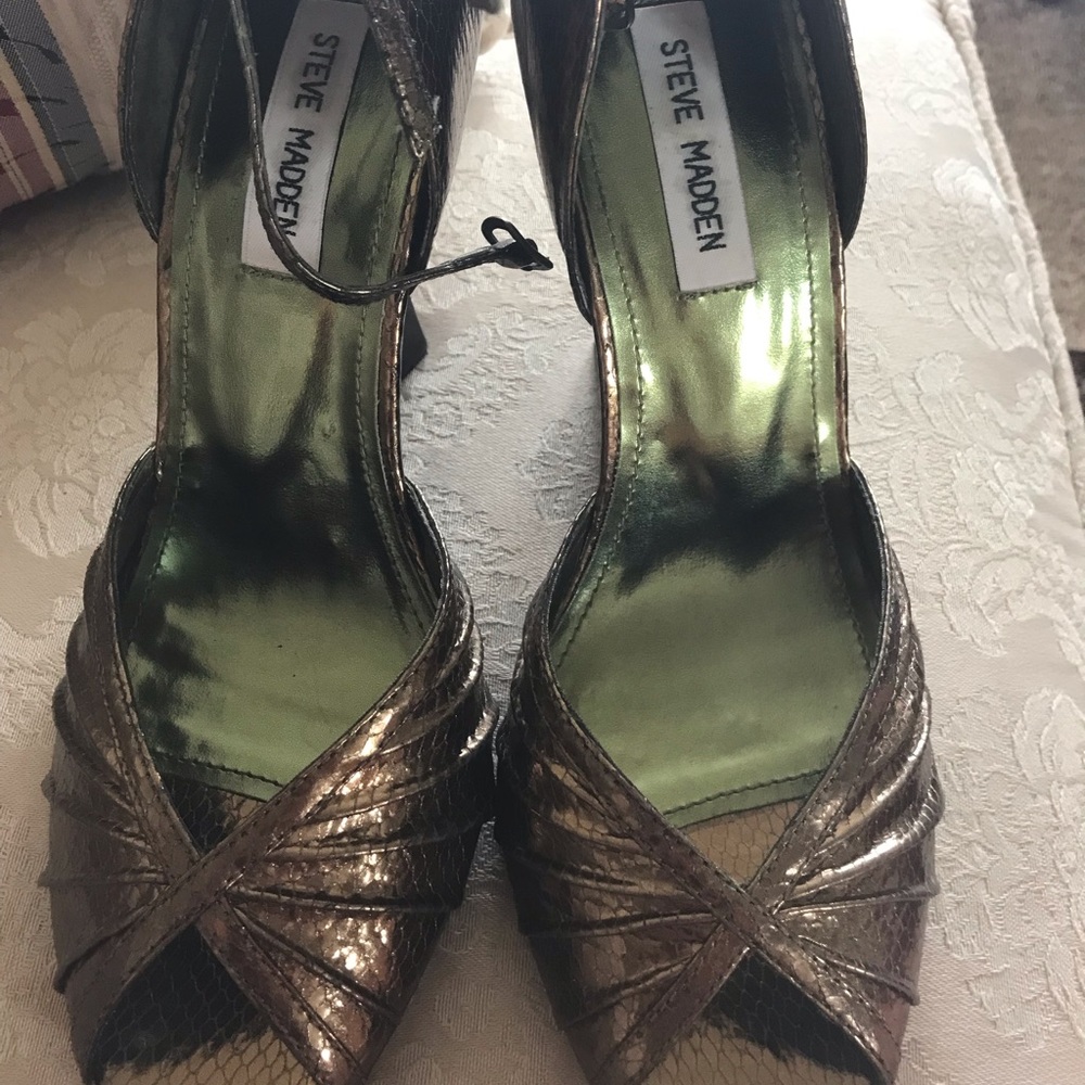 Ladies Shoes